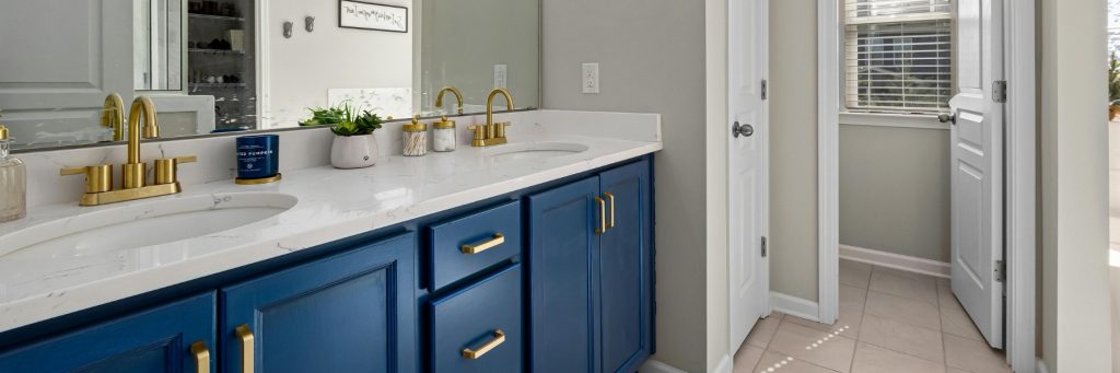 Shower door installation in Houston, TX